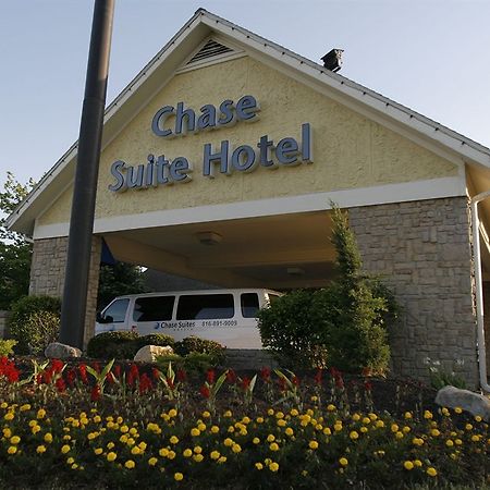 Chase Suite Hotel Kansas City Airport Exterior foto