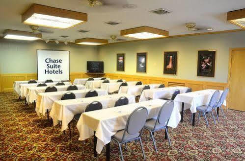 Chase Suite Hotel Kansas City Airport Exterior foto